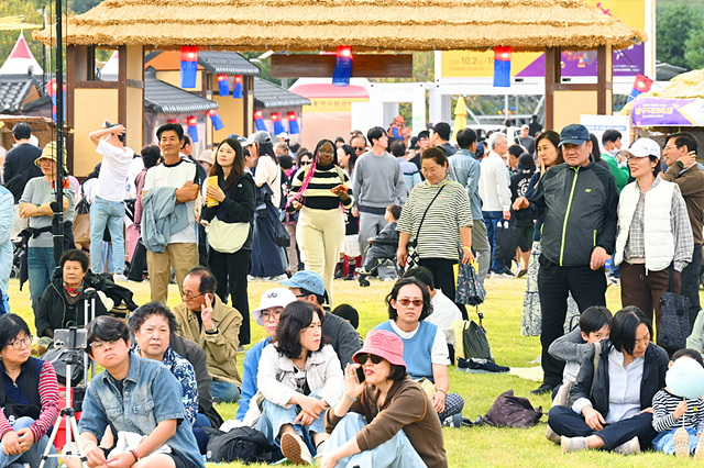1. 바우덕이축제-행사장 스케치 (2).jpg