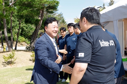 이천시, 설봉문화제서 「가족사랑 사진전」 알리는 ‘즉석사진관’ 운영