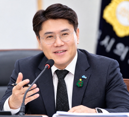 “건설경기 침체에 지역 일자리부터 살리자”…이천시의회 진재훈 의원, 지역노동자 우선고용 조례 대표발의
