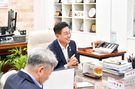 전진선 양평군수, 지방보조금 전용계좌 개설 금융기관 확대 운영