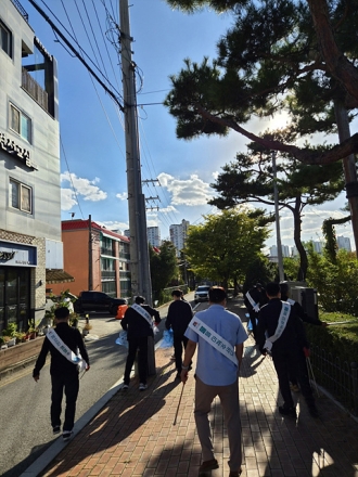 안성시 상수도과, 금석천 환경정화·물 절약 캠페인 실시