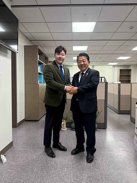 안성시의회 최승혁 의원, 더불어민주당 김병주 최고위원 만나