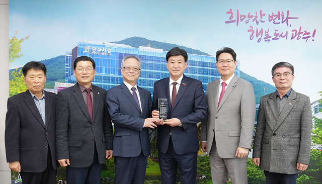방세환 광주시장, ‘경강선 연장 추진위원회’로부터 감사패 수상