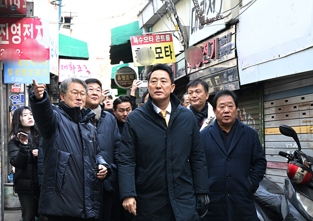 세운 간 오세훈 시장, "종묘~남산 녹지축, 낙후 도심에 경쟁력 불어넣을 것"