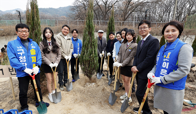 오승록 노원구청장, ‘100만 그루 나무심기’ 행사 참석