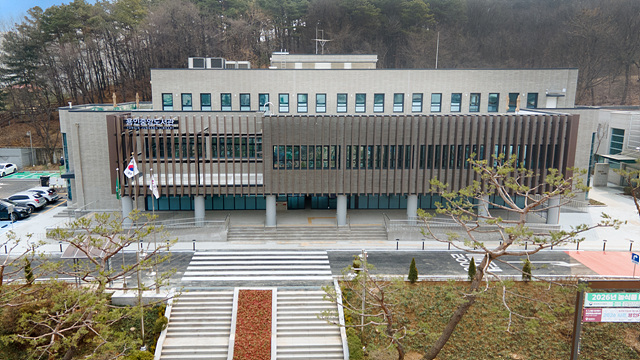 용인특례시 중앙도서관, 새 단장 마치고 시민 품으로