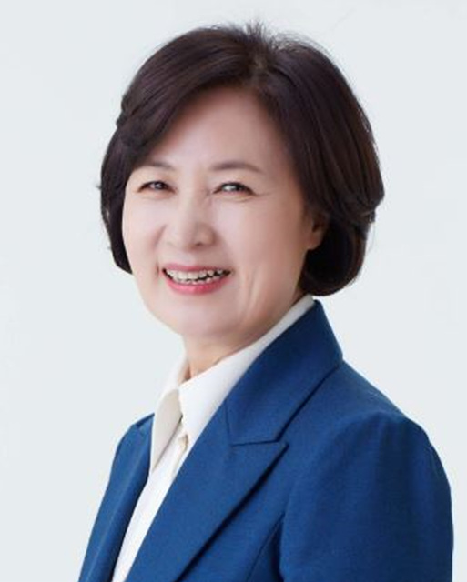 추미애 경기도지사 후보, 메머드급‘추추선대위’ 발표