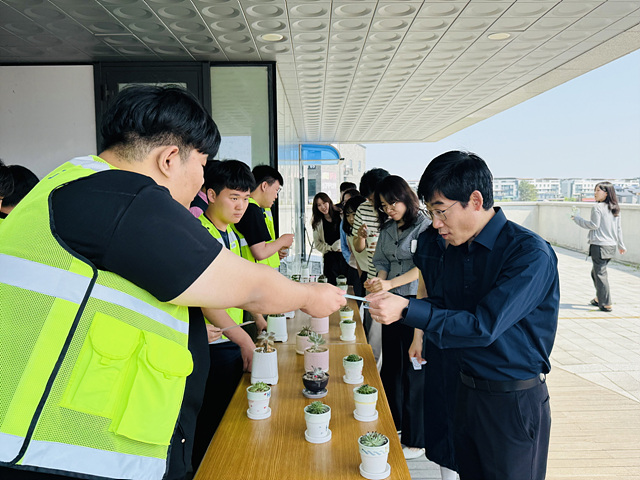 한길학교, 평택세무서와 함께하는 ‘다육이와 행복한 배움’ 프로그램 운영