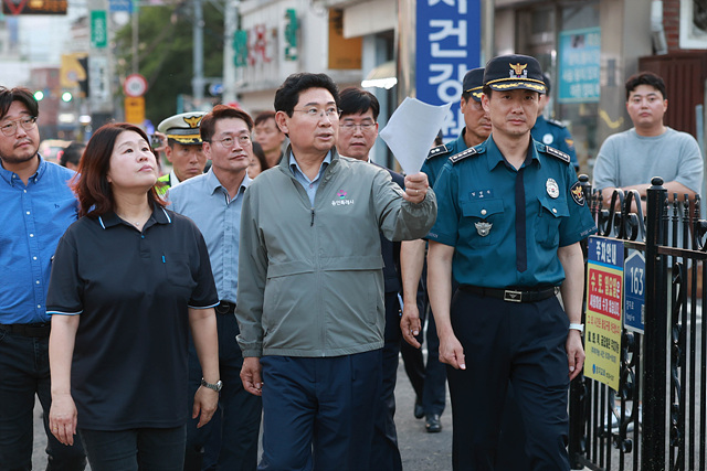 이상일 용인특례시장, 지역의 안전 지킴이들과 처인구 양지읍 일대 야간 합동순찰