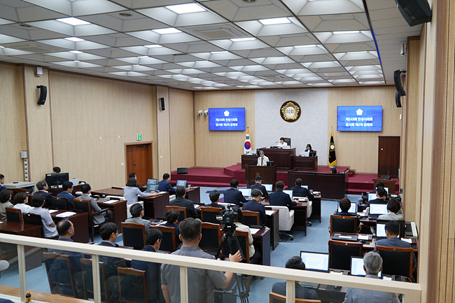 안성시의회, 10일간의 제243회 임시회 폐회… 추경안 17억여 원 삭감 등 주요 안건 처리