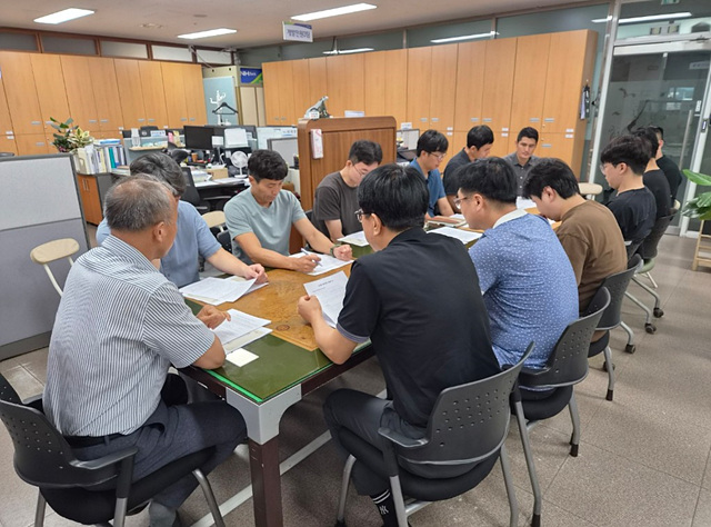 여주시 허가과, 친절·청렴 실천을 위한 정례 교육 실시