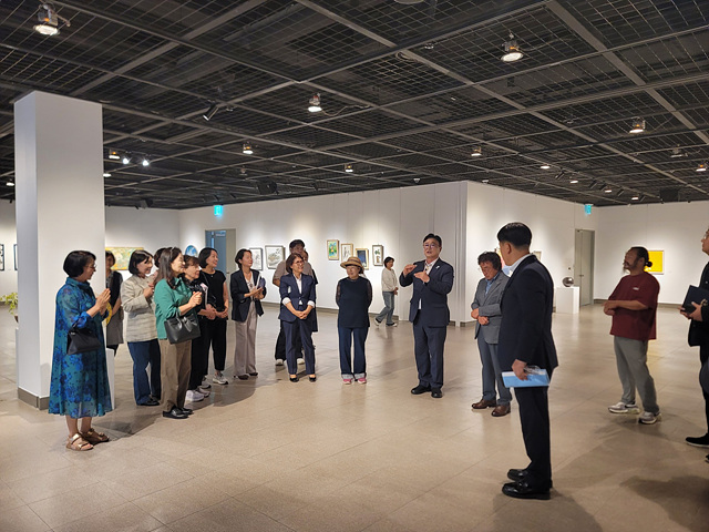 이천아트홀서 「제34회 이천미술협회 정기회원전」 개전