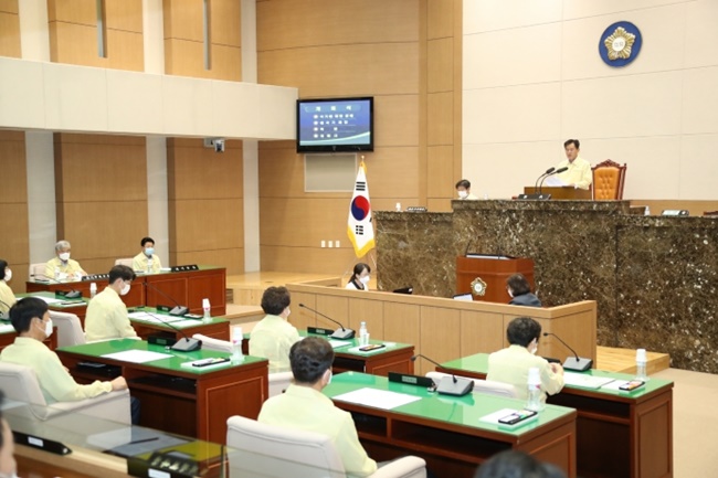 보도자료 사진(이천시의회).jpg
