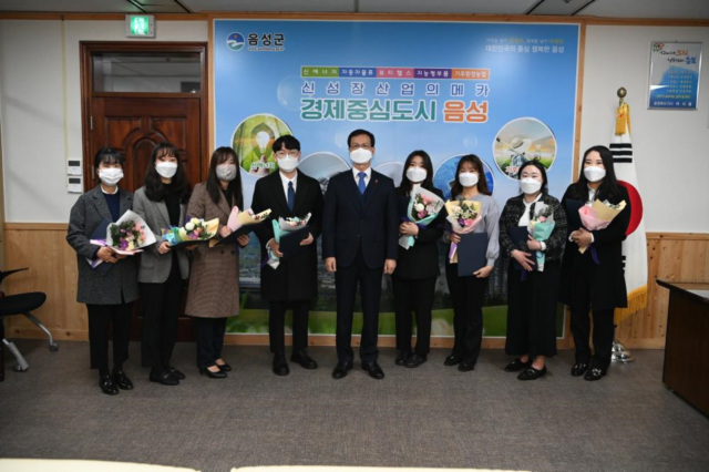 03-3 보건소 신규공직자 8명 임용장 수여식(2020년 12월).jpg