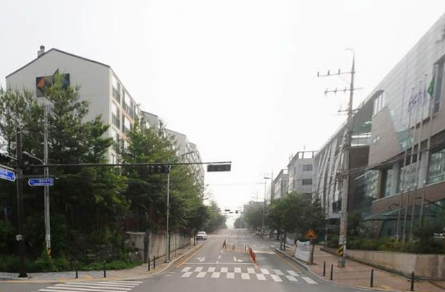 사진4. 진안동 월드메르디앙2차아파트 인접 공공용(도로) 토지.jpg