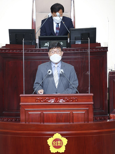 211006 김종찬 의원, 경기게임마이스터고 산학협력관 설립 촉구 5분발언.jpg