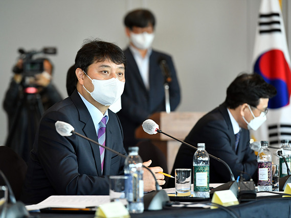 20211103_4개 특례시 의장·국회의원·시장협 간담회… 실질적 특례권한 확보 방안 모색 (3).jpg