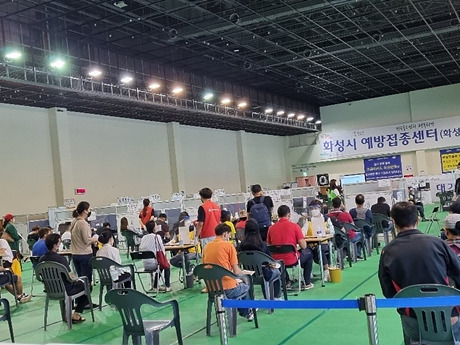 사진5-1. 코로나19 백신접종.jpg