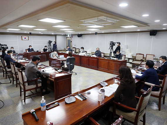 20211126_수원시의회 도시환경위원회, 2021년도 행정사무감사 마무리.jpg