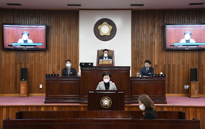 임시회 사진.jpg