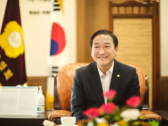 원유민의장11.jpg