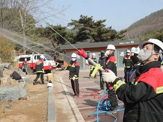 한대희 시장(오른쪽 첫 번째)이.jpg