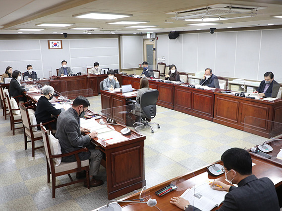 20220113_수원시의회 도시환경위, 2022년 주요업무계획 보고 청취 (1).jpg