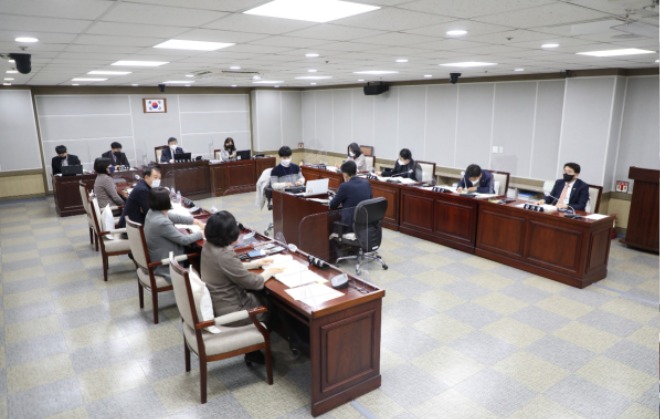 20220119_수원시의회 문화체육교육위, 2022년 주요업무계획 점검.jpg