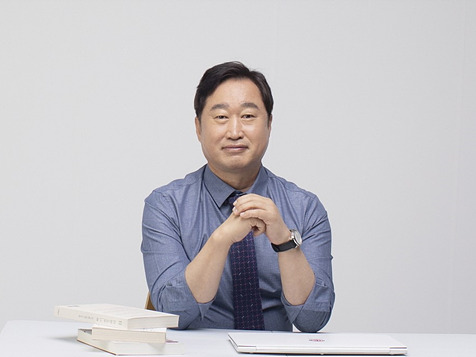 붙임3_김준혁 혁신위원 프로필사진 (1).jpg