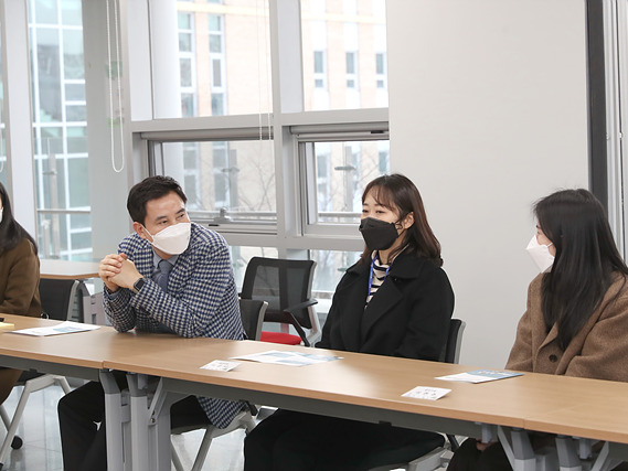 사진2-4. 민원공무원과 간담회 1차 (동탄4동).jpg