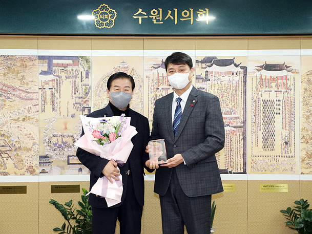 홍종수 의원 (1).jpg