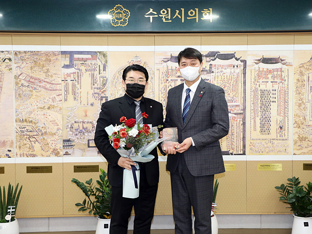 이철승 의원.jpg