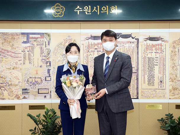 이미경 의원.jpg