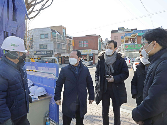 2. 수원시 팔달구, 해빙기 대비 건축공사장 안전점검.jpg