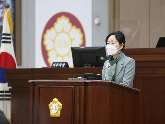 2. 이미경의원(5분발언).jpg