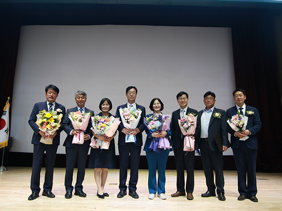 220603정명근 당선인 당선증 교부식 행사_6.jpg