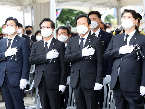 220606 장현국 의장, 제67회 현충일 추념식 참석 (3).jpg