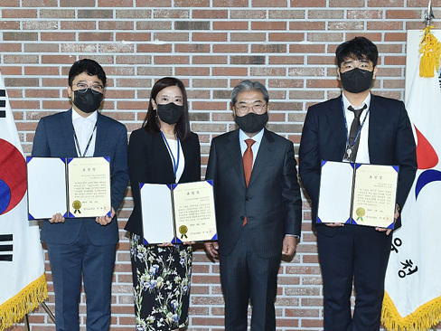 0614 경기도교육청, 2021회계연도 결산검사 우수 유공 표창(사진4)(단체).jpg