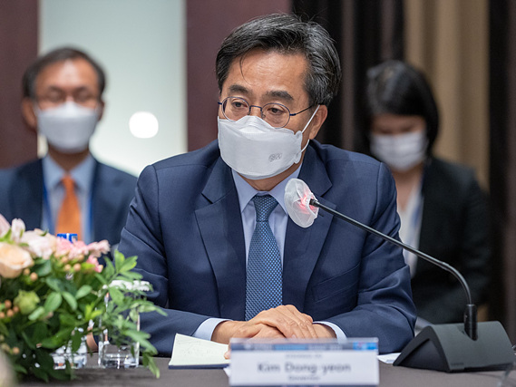 김동연 경기도지사 (1).jpg