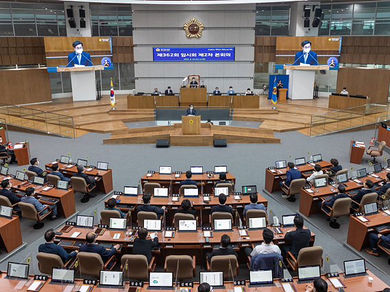 도정연설하는+김동연+경기도지사2.jpg