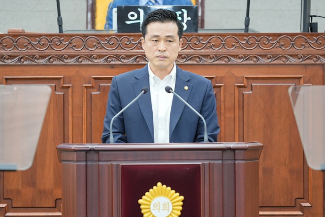 2022.08.26. 제274회 노원구의회 임시회 제1차 본회의-15.jpg
