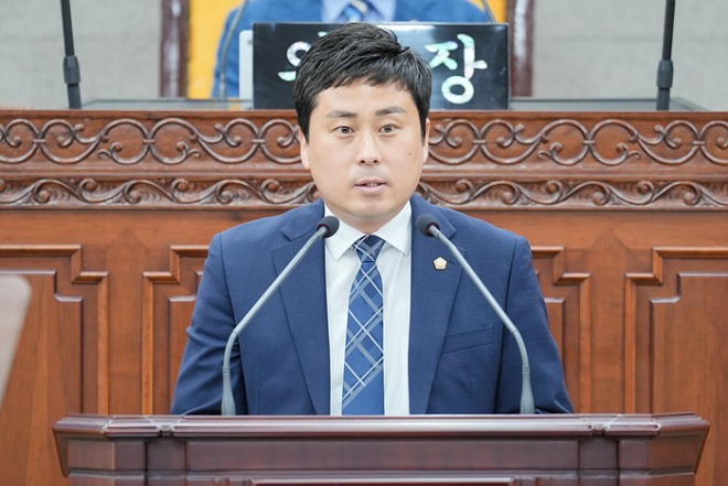 2022.08.26. 제274회 노원구의회 임시회 제1차 본회의-57.jpg