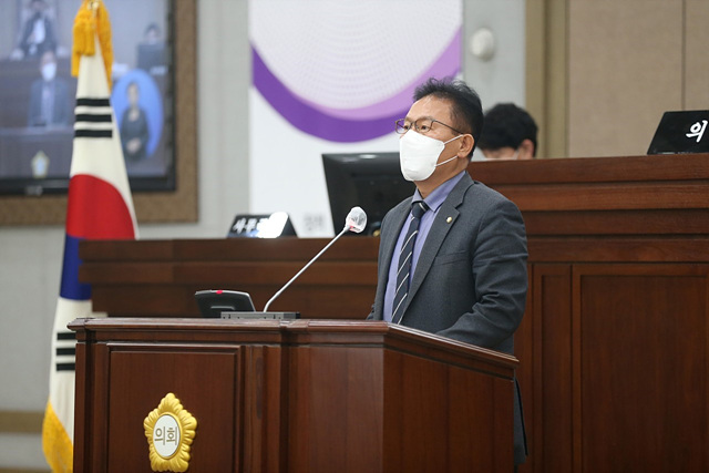 4. 채명기 의원 5분발언.jpg