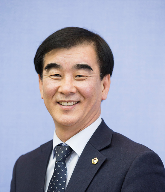 염종현 경기도의회 의장.jpg