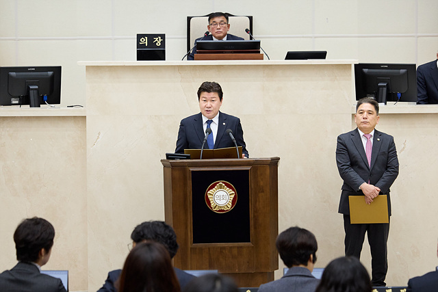 20230206 용인특례시의회, 난방비 지원 대책 마련 촉구 성명서 발표(1).jpg