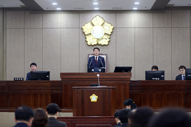 1. 수원시특례시의회, 제373회 임시회 개의 1 (1).jpg
