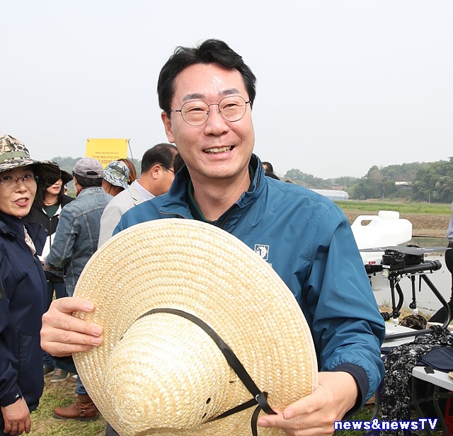 2-2. 수향미 모내기.jpg
