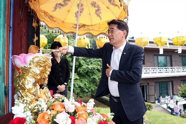 20230527_김의장, 부처님오신날 봉축행사 참석2.jpg
