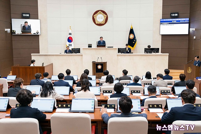 20230707 용인특례시의회, 제274회 임시회 개회(1).jpg
