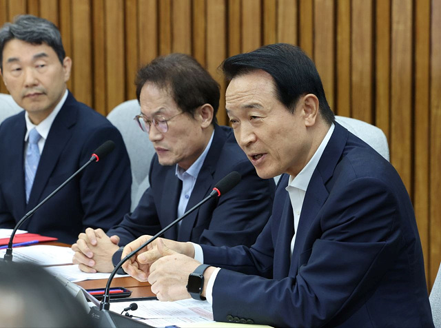 임태희 교육감 “교권 보호를 위한 입법은 교육을 교육).jpg